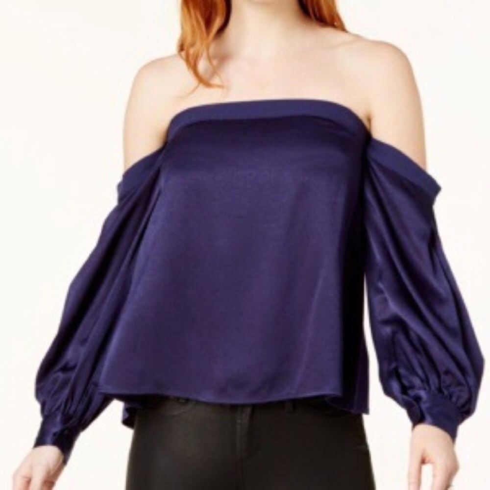 NWT 🌟 1.State off the Shoulder Top